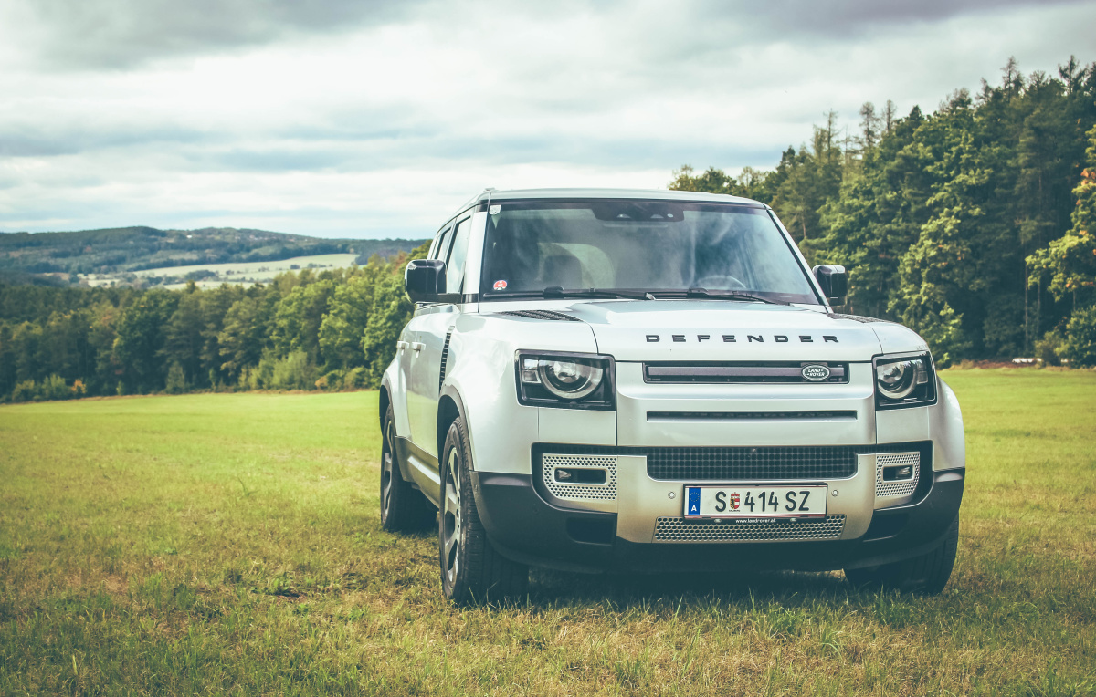 land-rover-defender-6