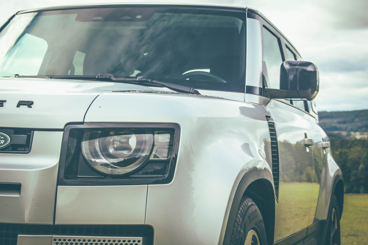 land-rover-defender-9