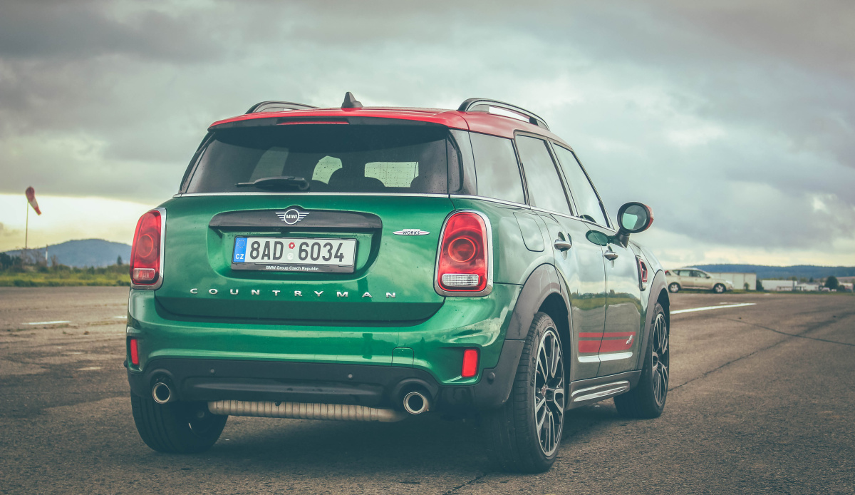 mini-countryman-jcw-3