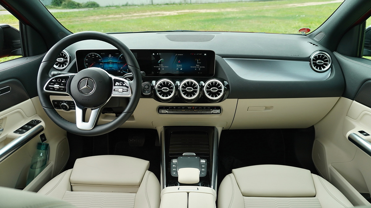 mercedes-benz-gla-2020-30