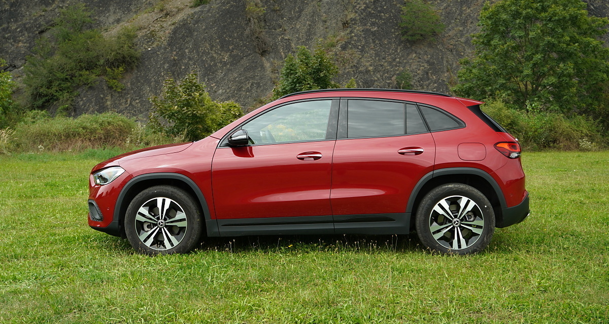 mercedes-benz-gla-2020-33