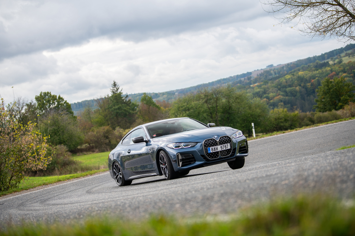 p90406249_highres_bmw-m440i-xdrive-cou