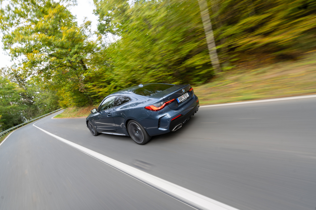 p90406270_highres_bmw-m440i-xdrive-cou