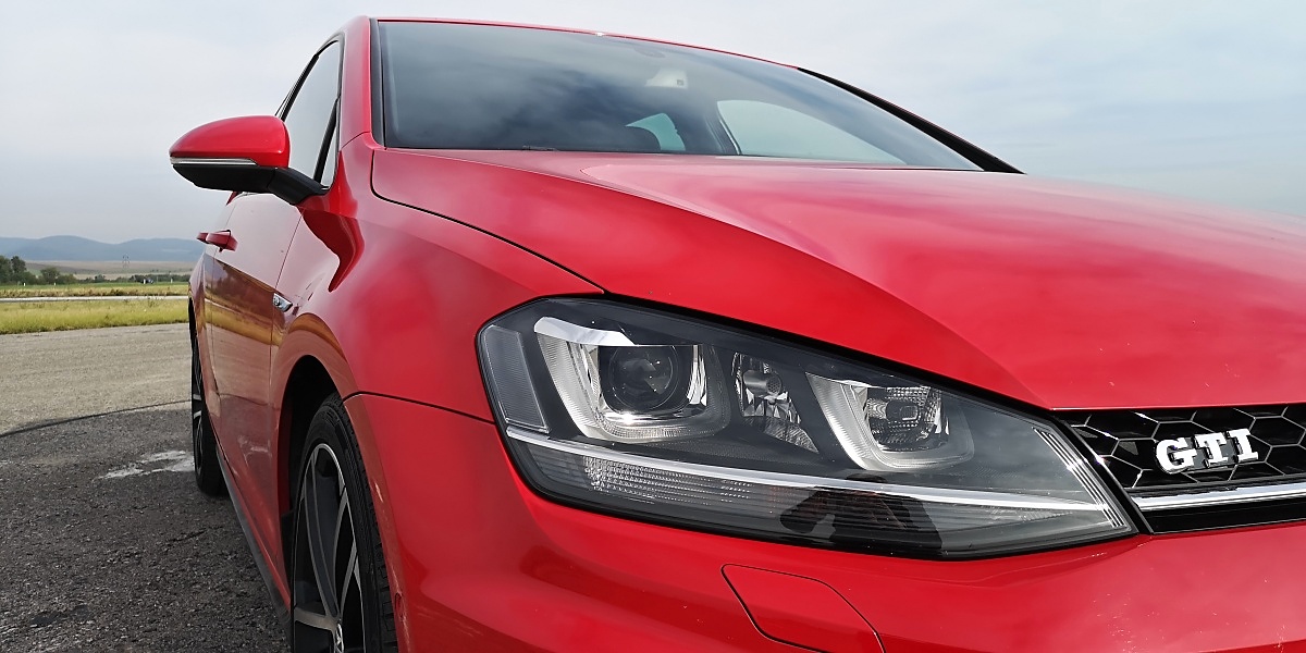volkswagen-golf-vii-gtd-10
