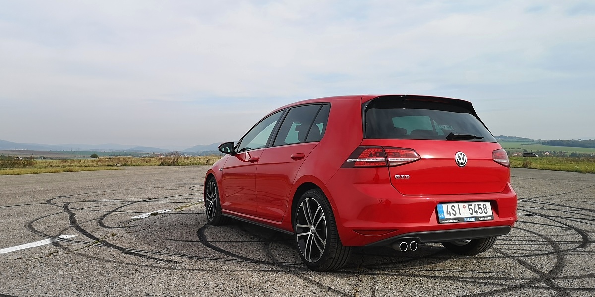 volkswagen-golf-vii-gtd-23