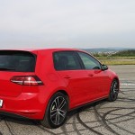volkswagen-golf-vii-gtd-26