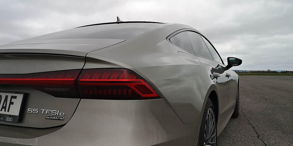 audi-a7-2020-17