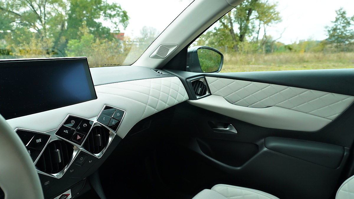 ds3-crossback-e-tense-23