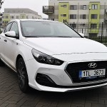 hyundai-i30-fastback-19