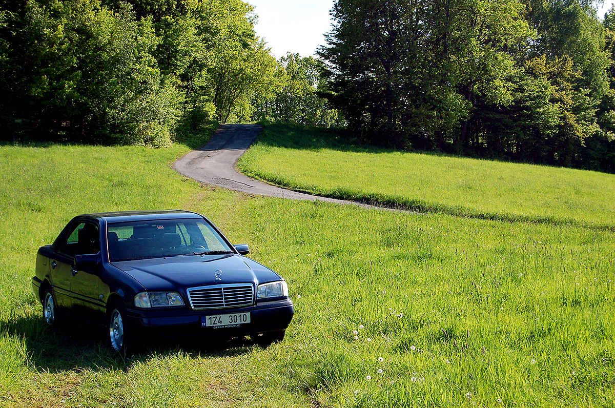 mercedes-benz-c-w202-1