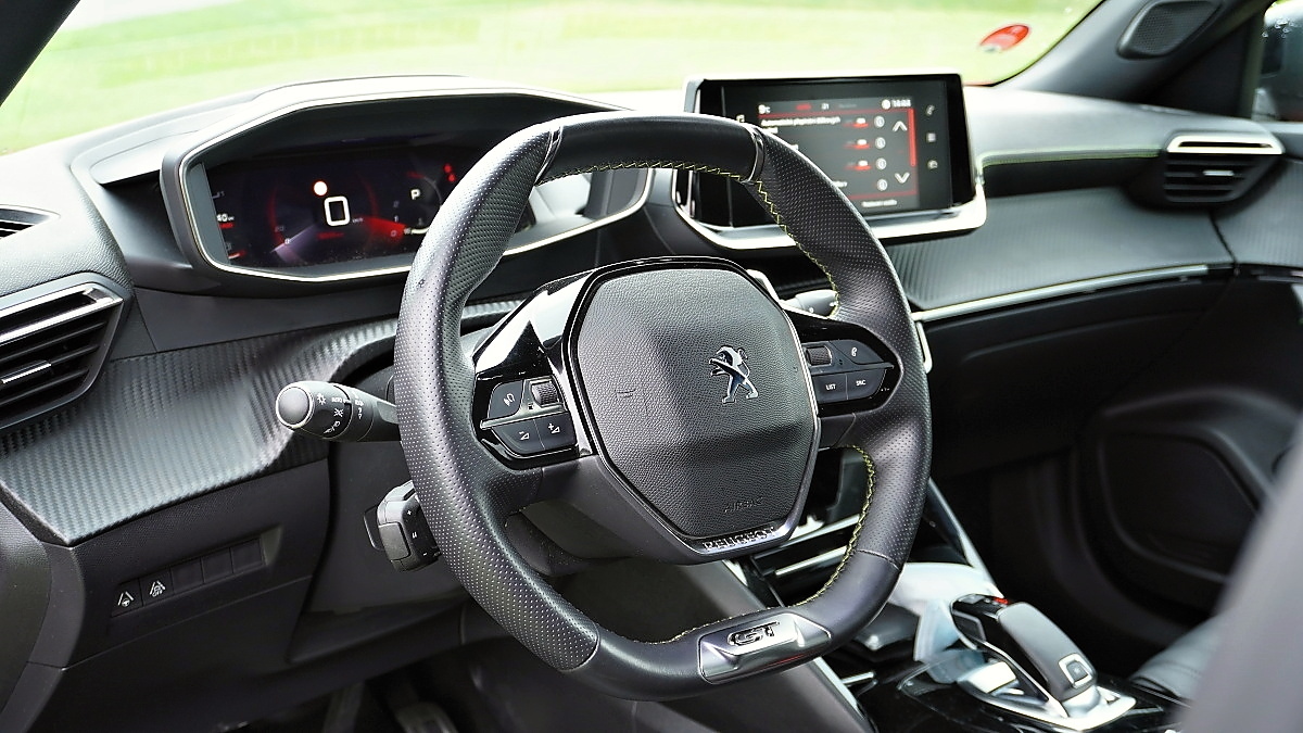 peugeot-2008-2020-16