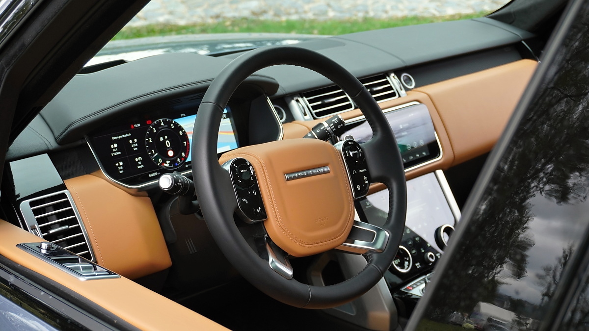 range-rover-p400-19