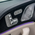 mercedes-benz-gls-2020-23