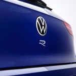 teaser-2021-volkswagen-golf-r