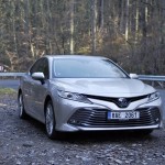 toyota-camry-2020-1