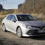 toyota-camry-2020-11