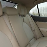 toyota-camry-2020-38
