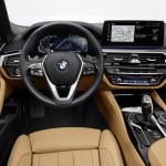 bmw-5-touring-2021-lci-24