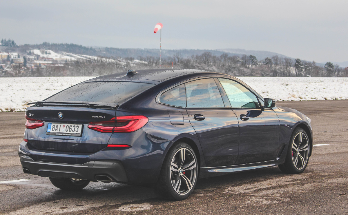 bmw-6-lci-2021-13