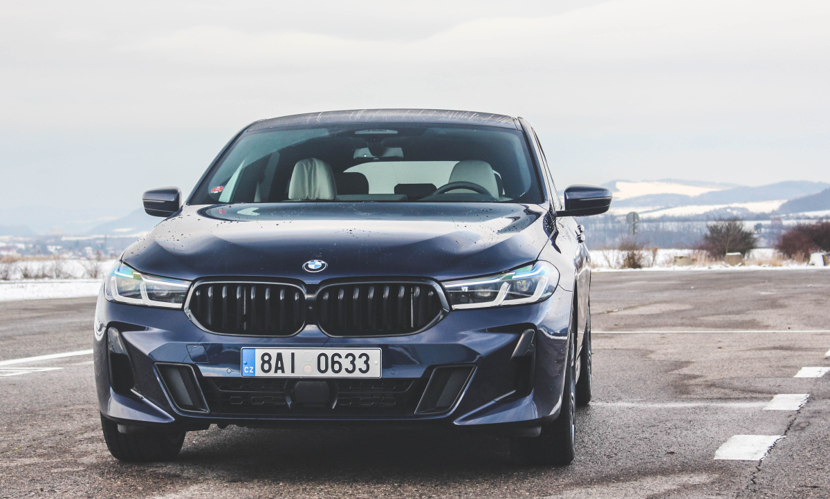 bmw-6-lci-2021-2