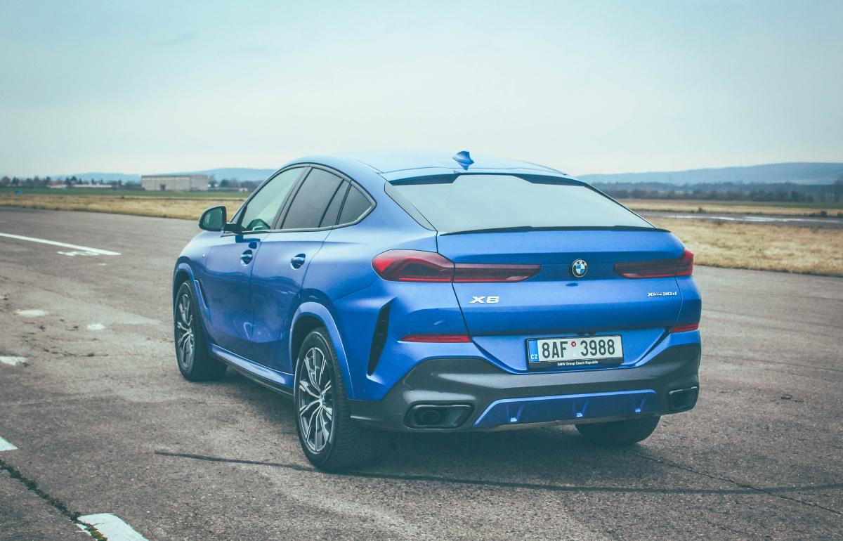 bmw-x6-2021-m-sport-1
