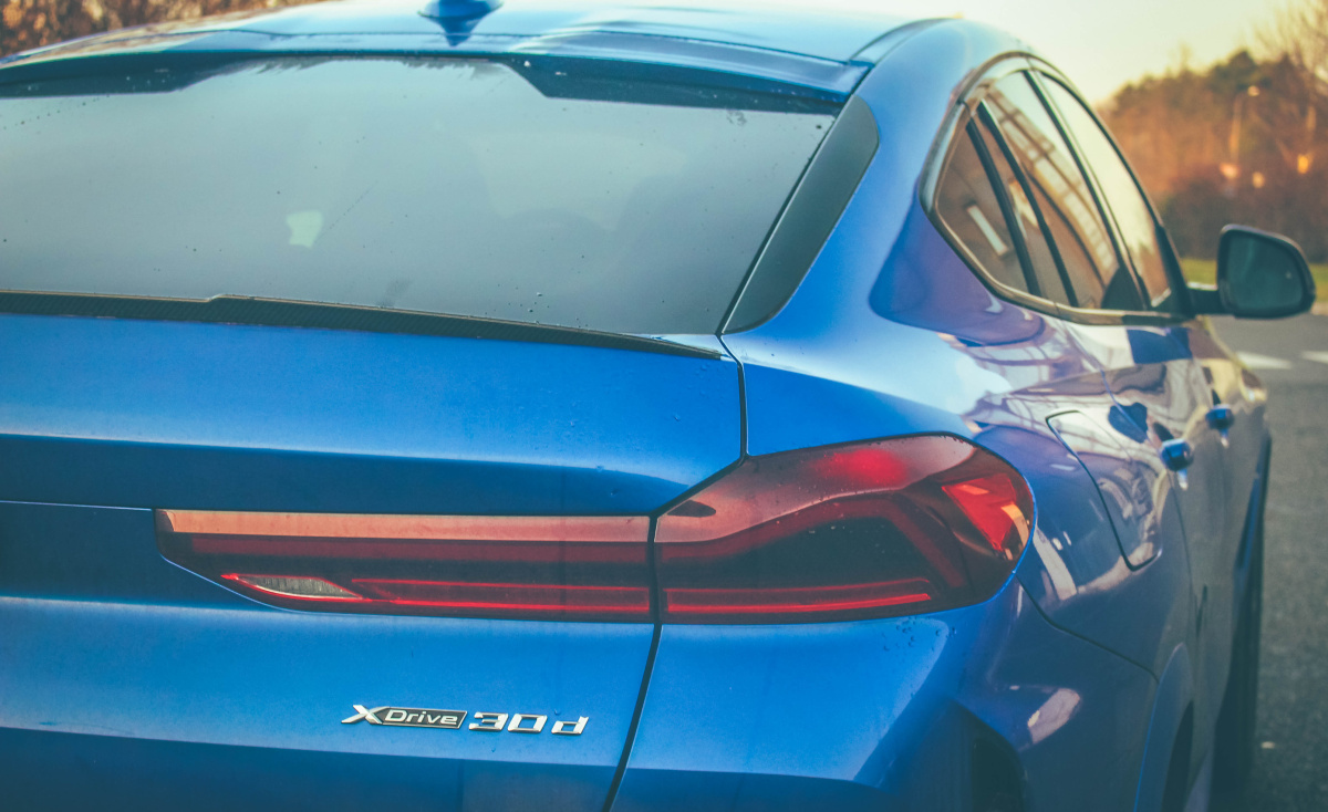 bmw-x6-2021-m-sport-12