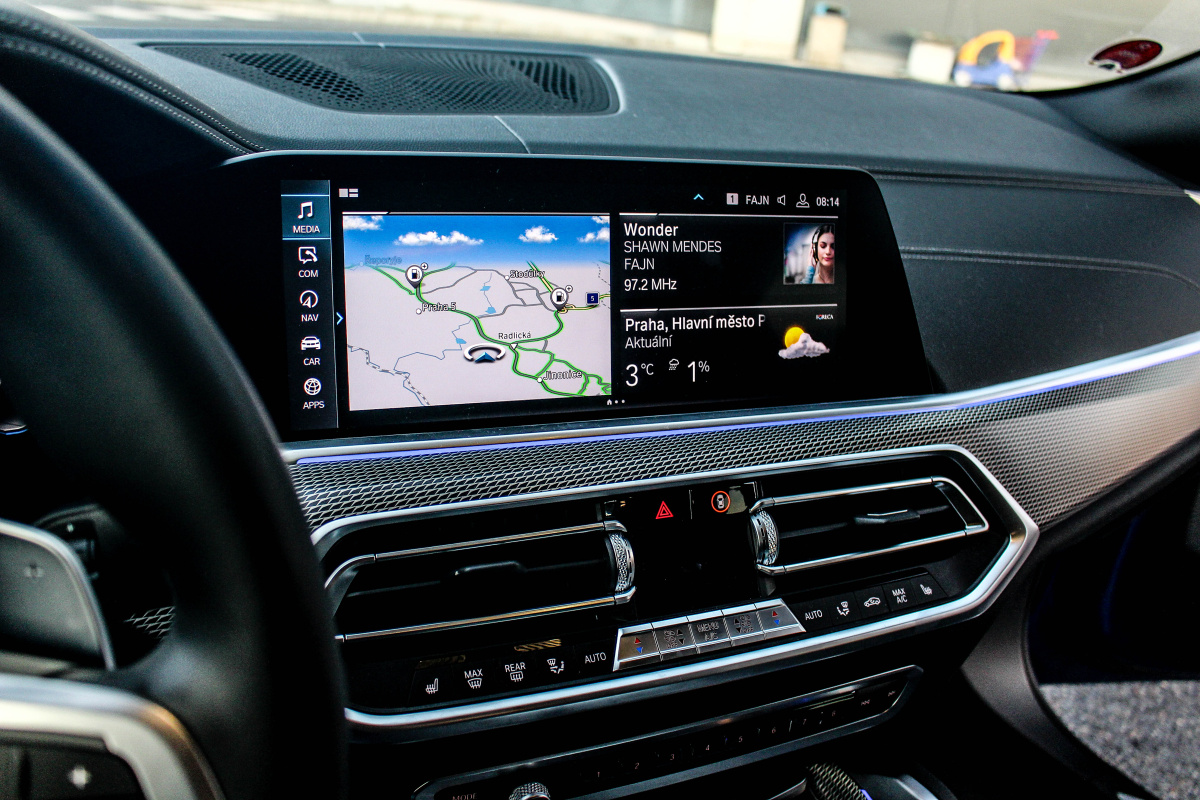 bmw-x6-2021-m-sport-16