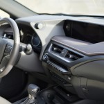 lexus-ux250h-13