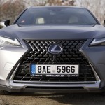 lexus-ux250h-19
