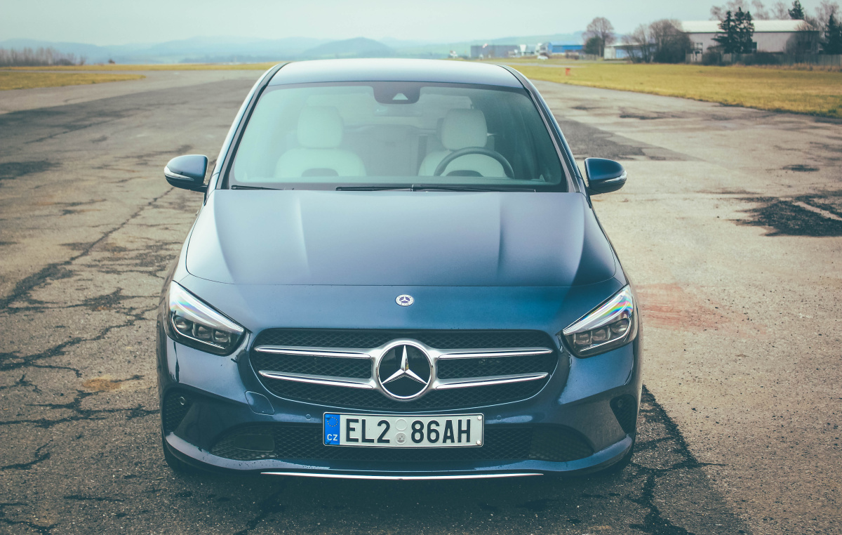 mercedes-benz-b-2021-9