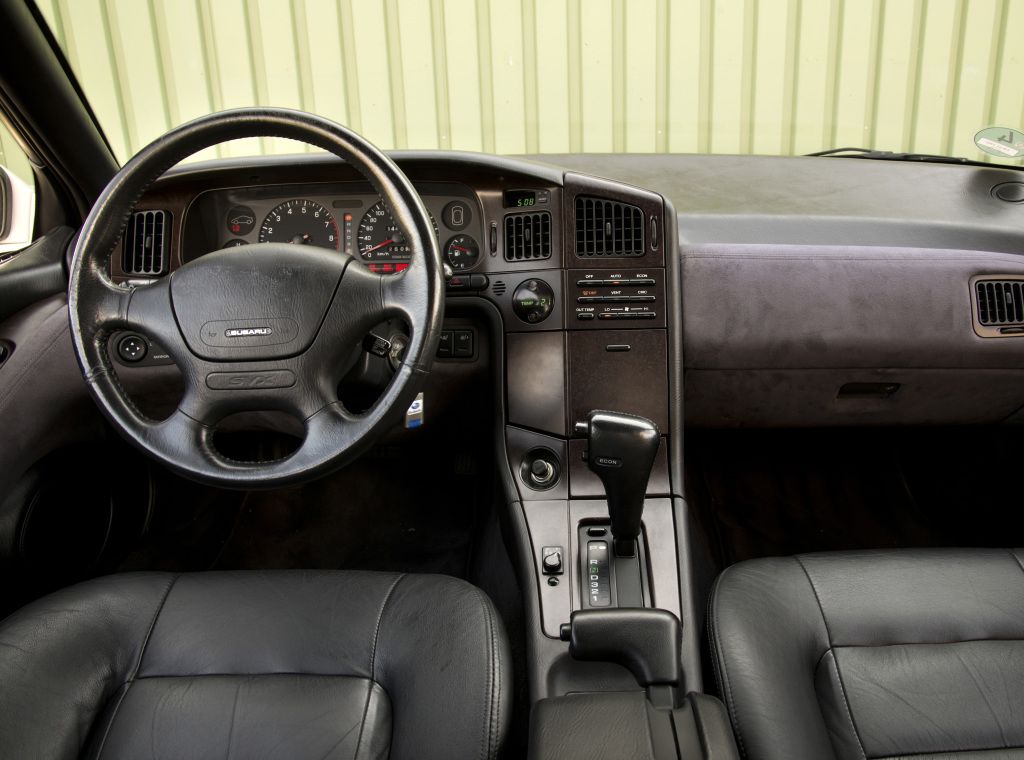 subaru_svx-slavi-30-let-5