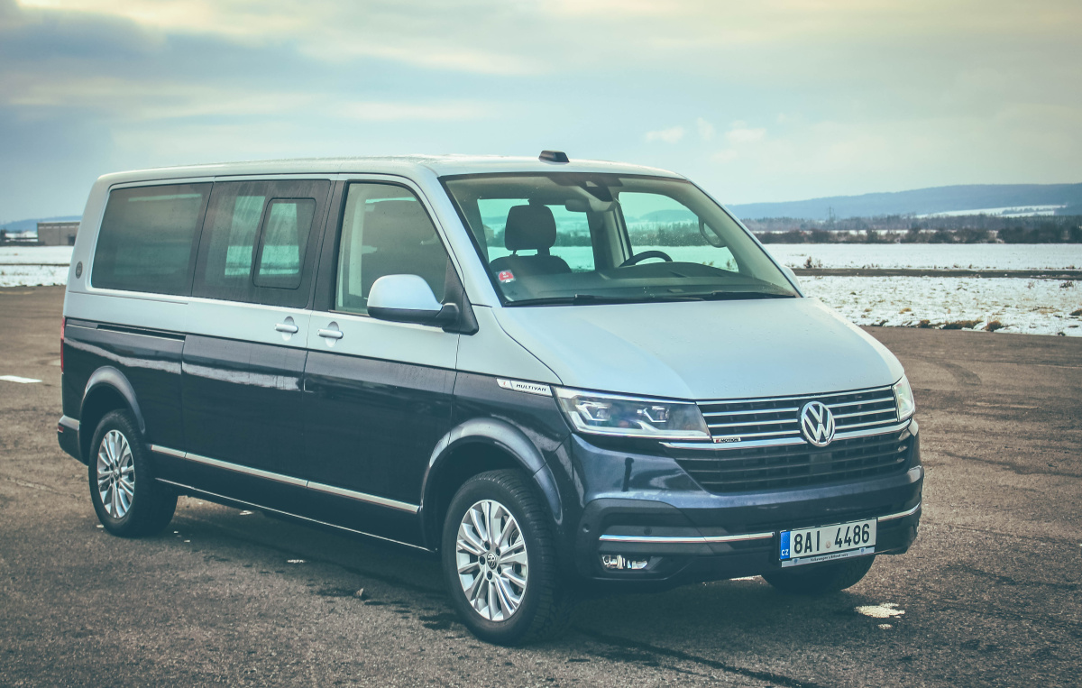 volkswagen-multivan-6-1-comfortline-9