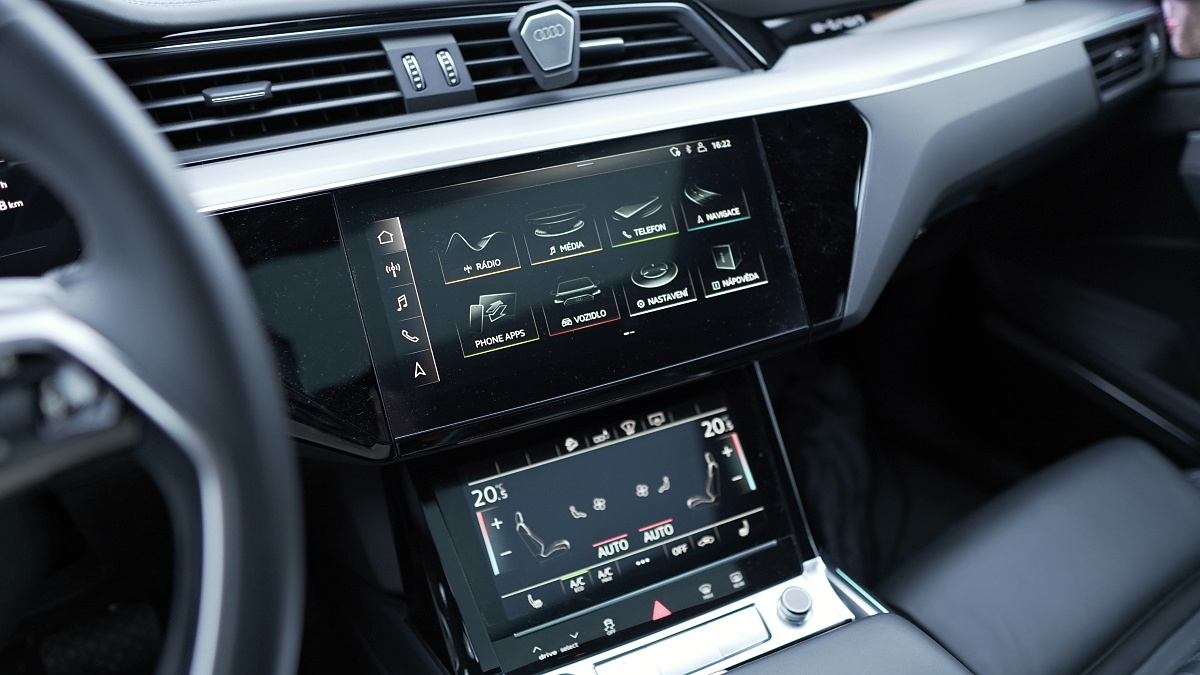 audi-e-tron-sportback-44