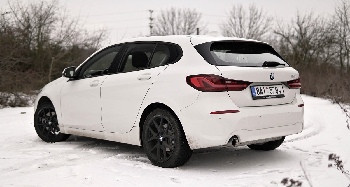 bmw-1-g40-2021-16