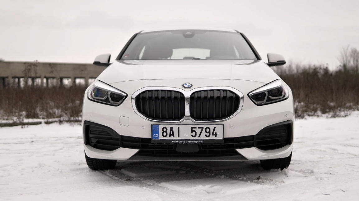 bmw-1-g40-2021-6