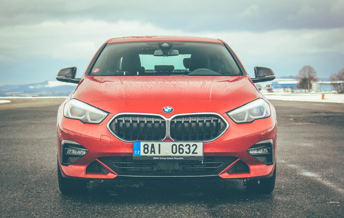 bmw-2-gran-coupe-15