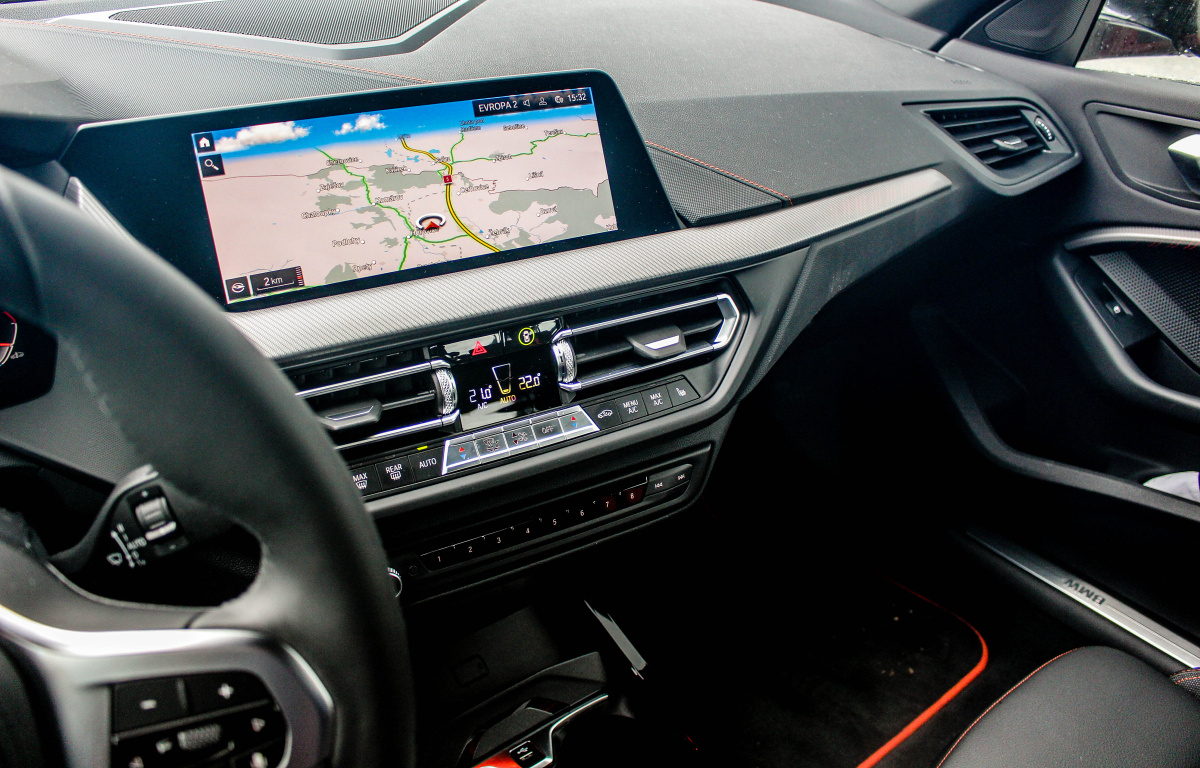 bmw-2-gran-coupe-25
