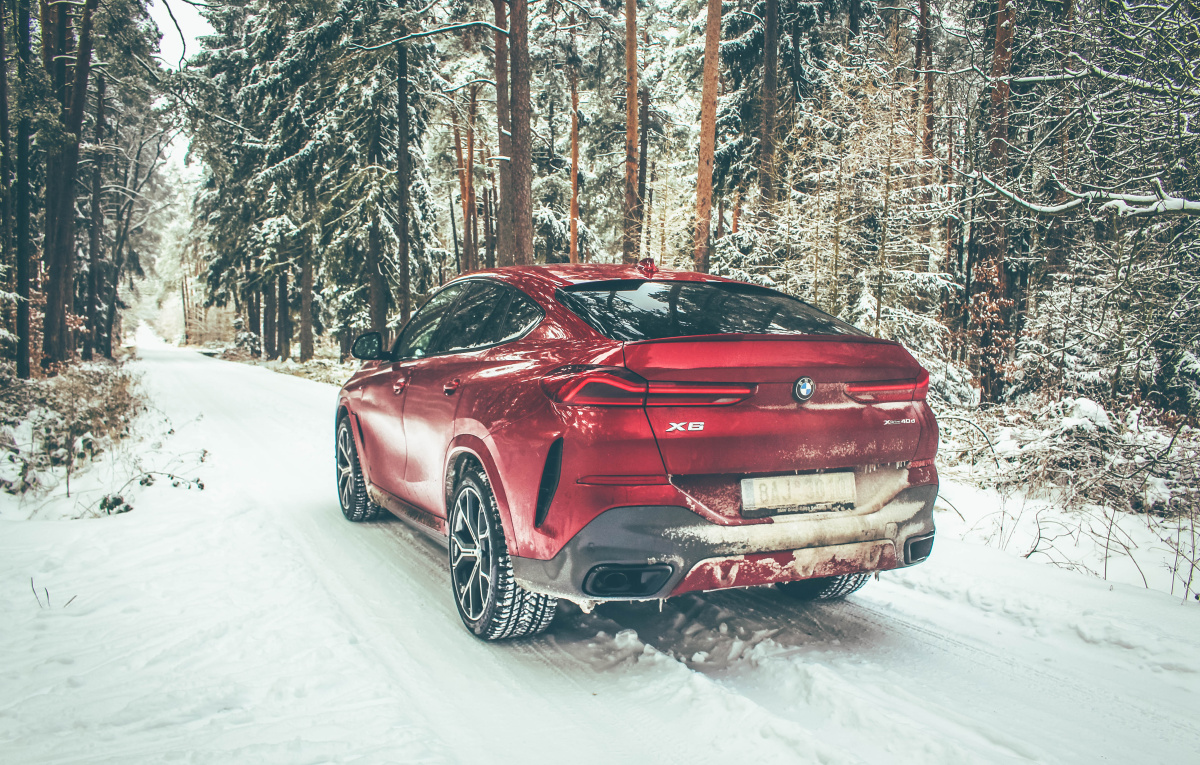 bmw-x6-2021-1