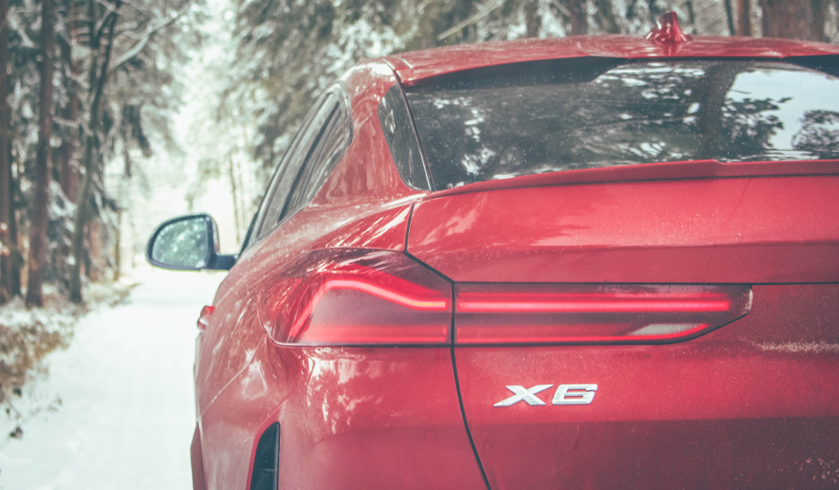 bmw-x6-2021-6