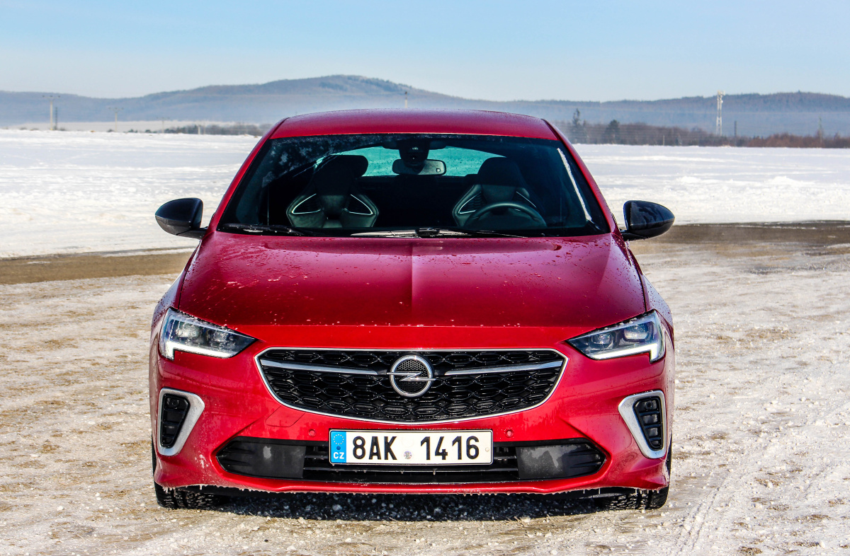 opel-insignia-gsi-grand-sport-10