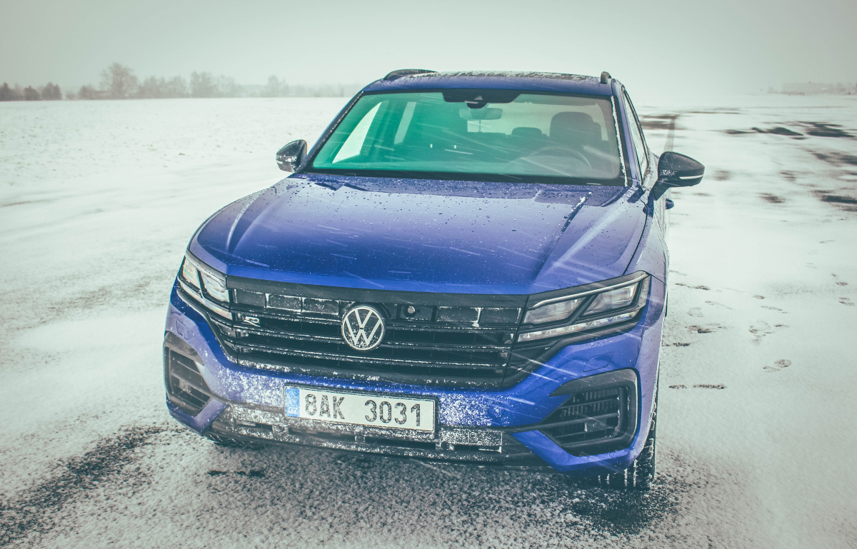 volkswagen-touareg-r-ehybrid-3