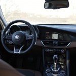 alfa-romeo-giulia-2021-23