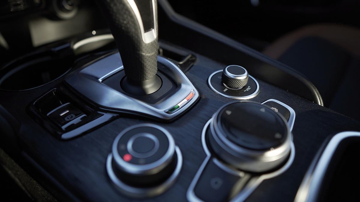 alfa-romeo-giulia-2021-35