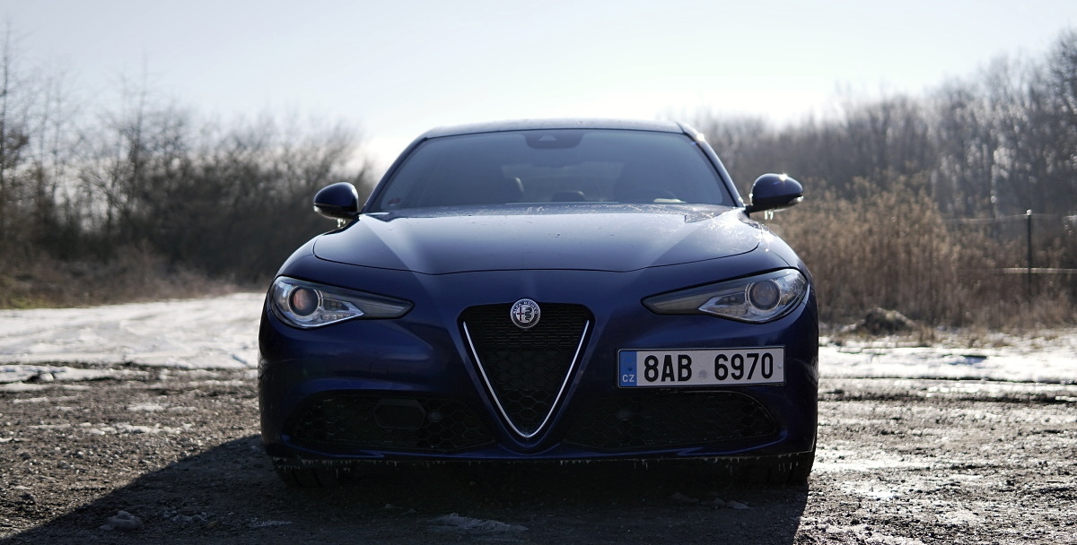 alfa-romeo-giulia-2021-8