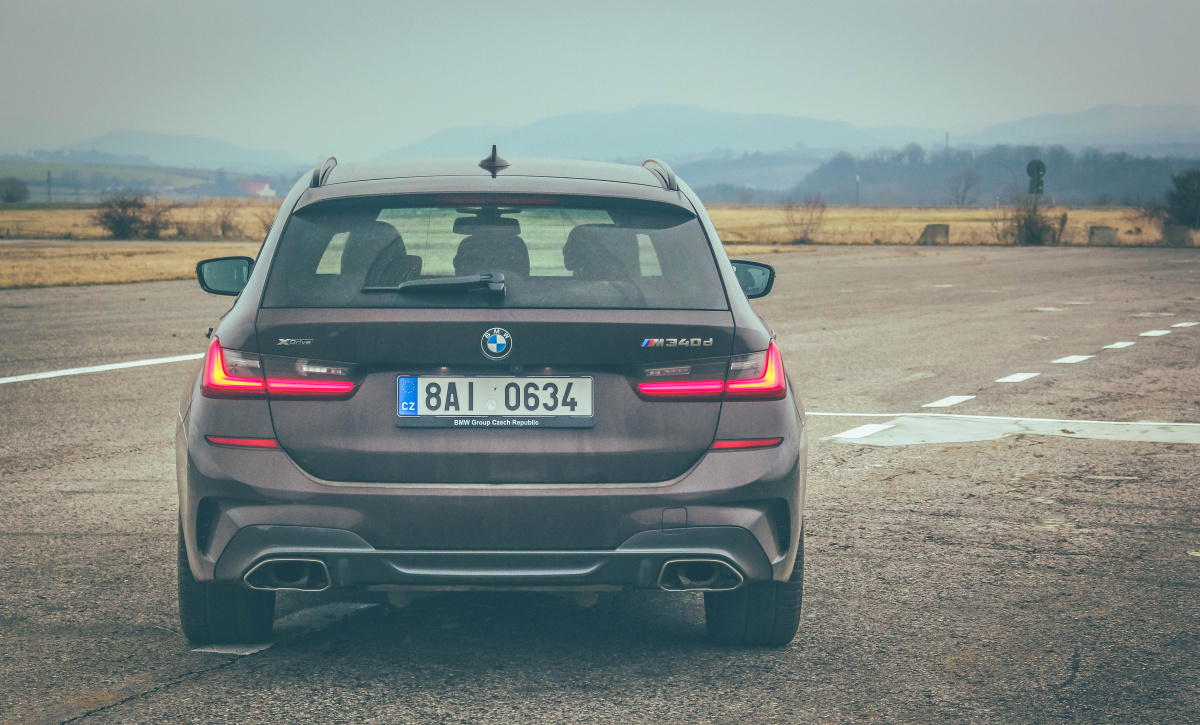 bmw-m340d-xdrive-touring-27