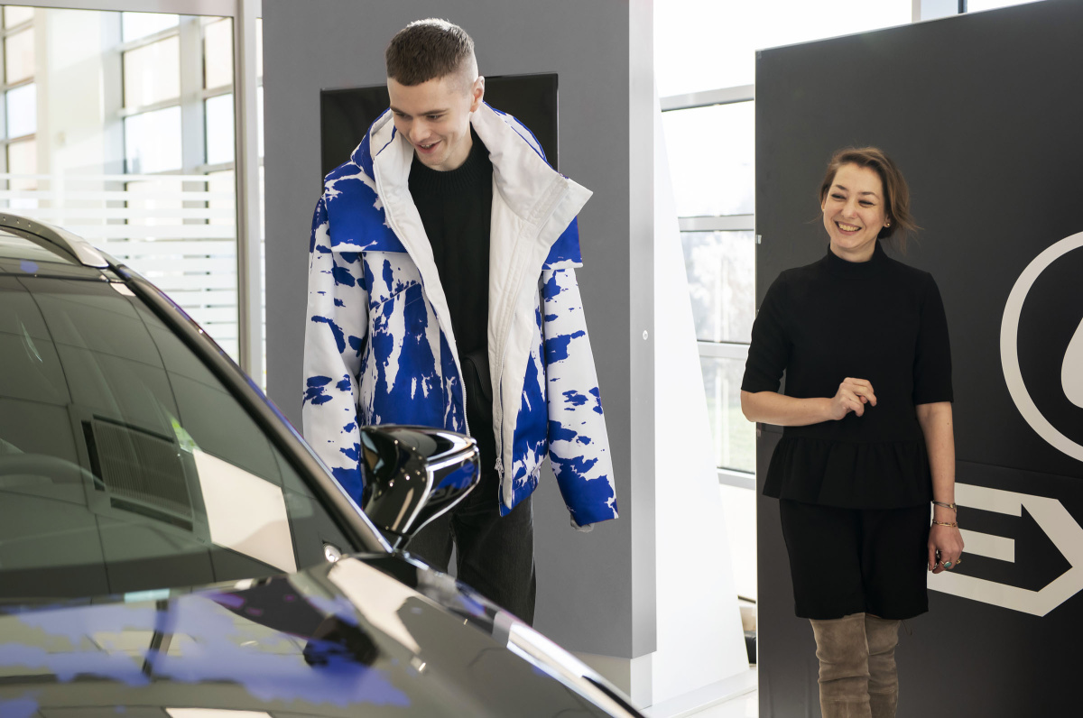 navrhar-jan-cerny-a-pr-manazerka-toyota-a-lexu-s-jitka-jechova