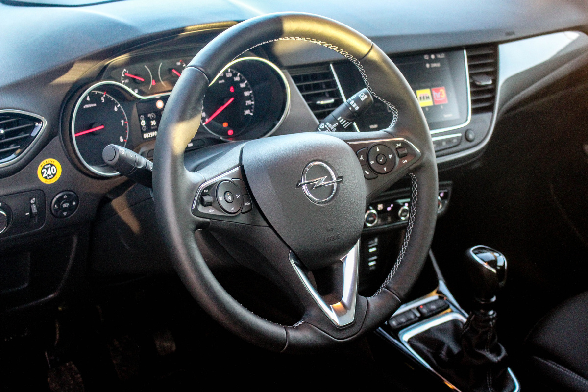 opel-crossland-9