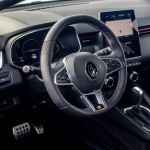 renault-clio-e-tech-12