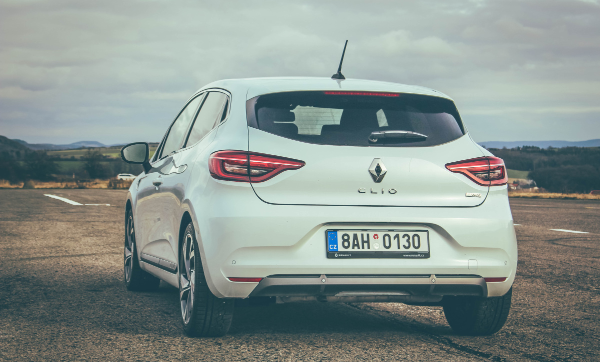 renault-clio-e-tech-19