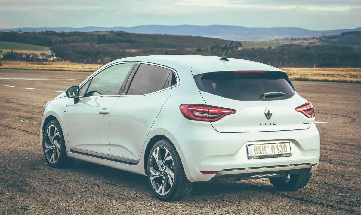 renault-clio-e-tech-20